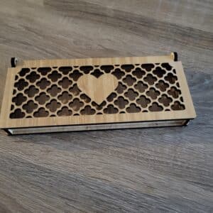 Boite + rose « Love » en bois
