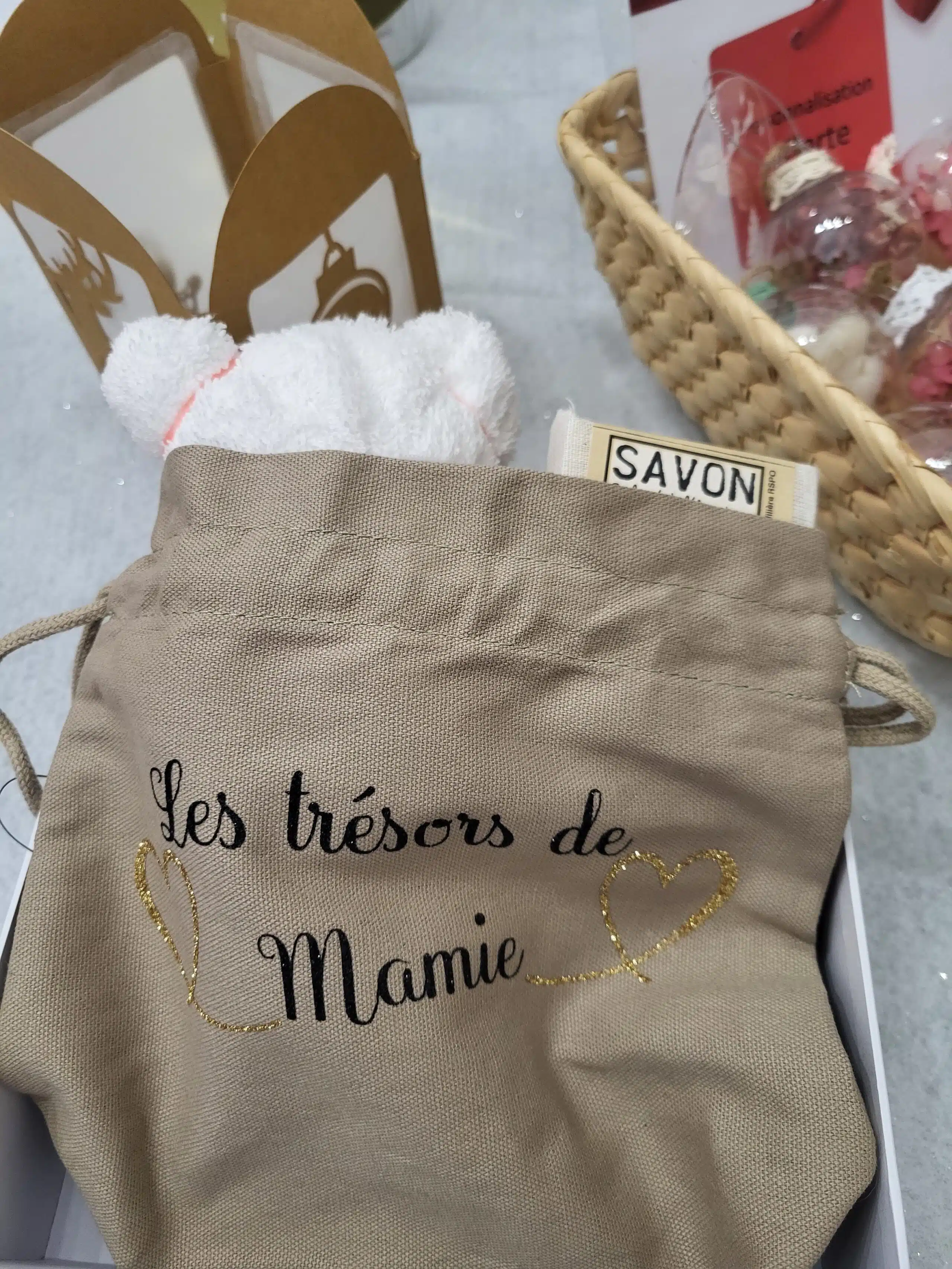 Pochette "Les trésors de Mamie" – Image 2