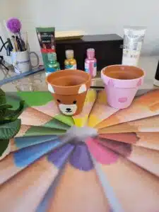 Atelier décoration de pot de jardinage