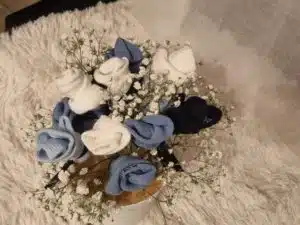Bouquet de chaussettes pour baby shower ou cadeau de naissance