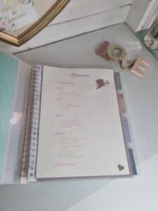 Création d'un journal de bord de préparation au mariage
