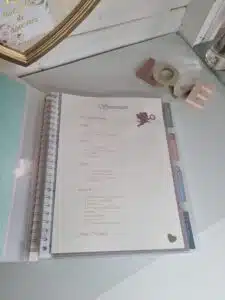 Création d'un journal de bord de préparation au mariage