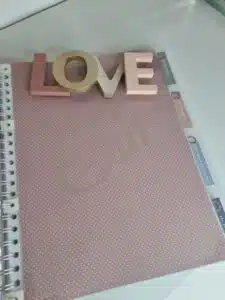 Création d'un journal de bord de préparation au mariage
