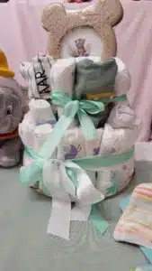 Conception de gâteau de couche pour baby shower