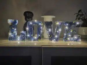 Création de lettres en résine personnalisées