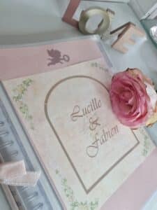 Création d'un journal de bord de préparation au mariage
