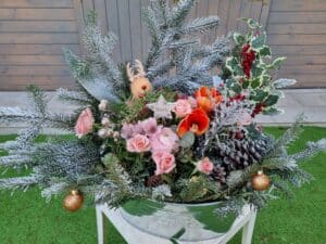 Composition florale sur le thème de noël