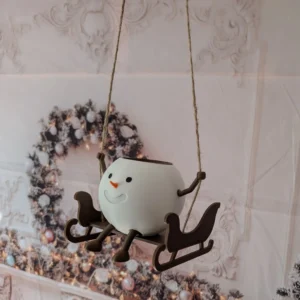 Pot à fleur bonhomme de neige sur son traineau